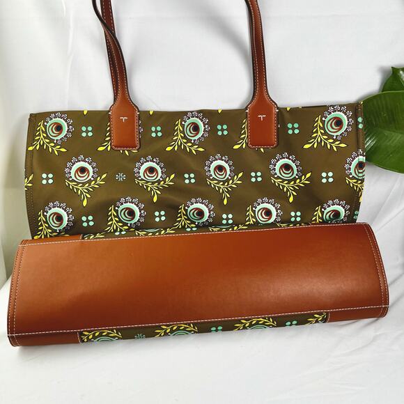 SOLD - Picture 7 of 8